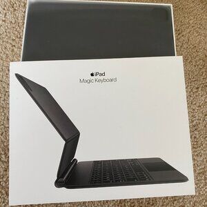 Apple iPad Magic Keyboard – 11-inch (Previous Generation)